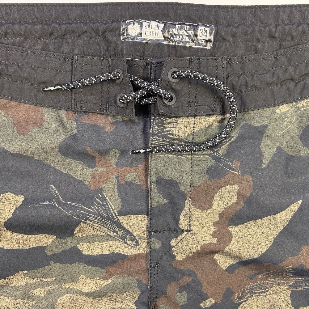 Salty Crew Utility Boardshorts Mens 34 (Fit 35) Flying Fish Camo Stretch Utility